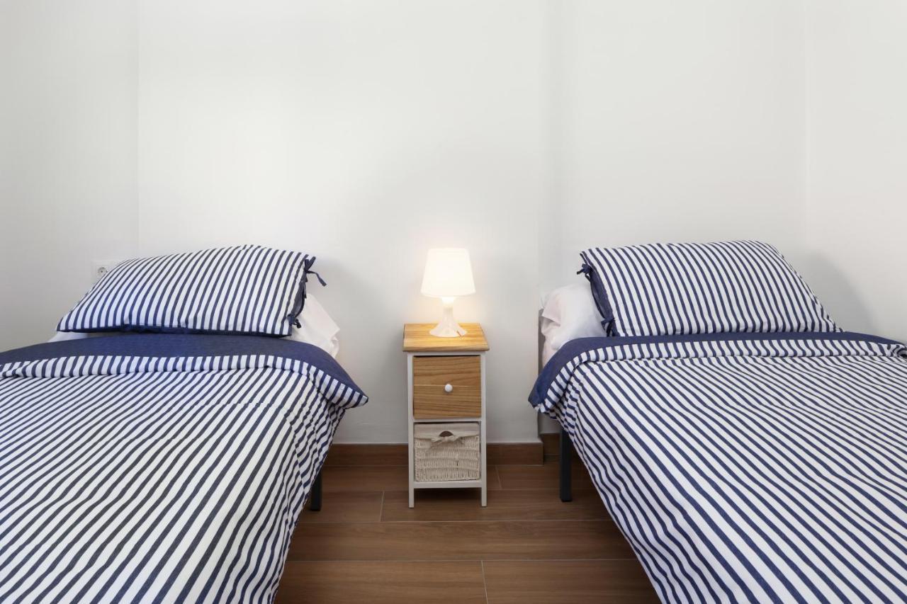 Apartamento Nuria Торе дел Мар Екстериор снимка